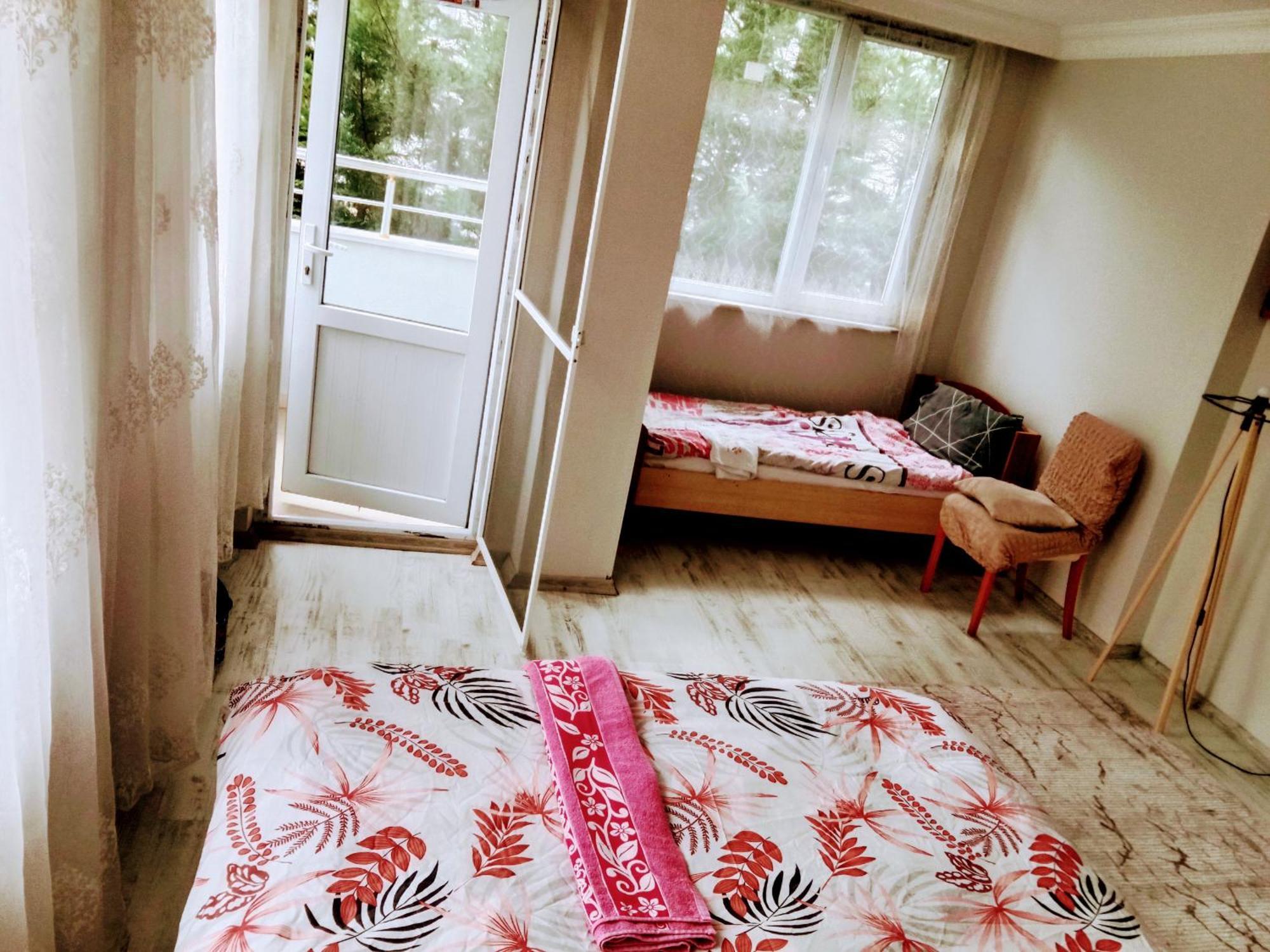 Orman Villa Hotel Is 6 Minutes From The Airport Arnavutkoy エクステリア 写真