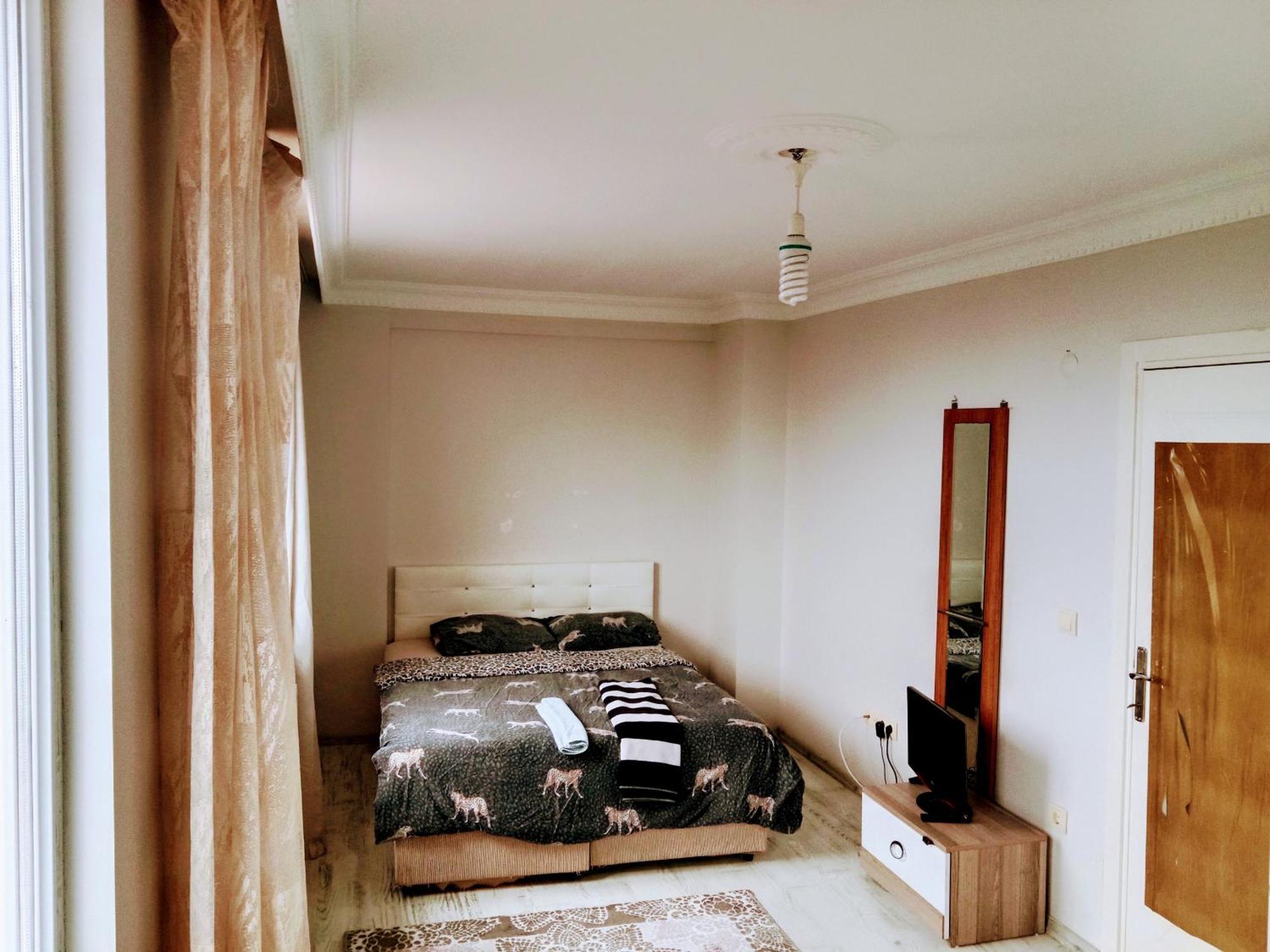 Orman Villa Hotel Is 6 Minutes From The Airport Arnavutkoy エクステリア 写真